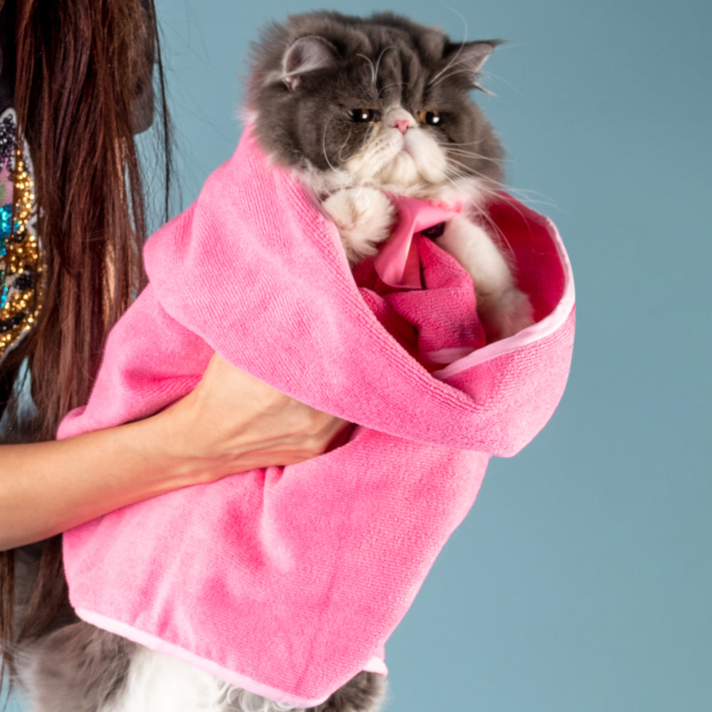 HUFT Cutest Microfiber Towel For Dogs & Cats - Light Pink