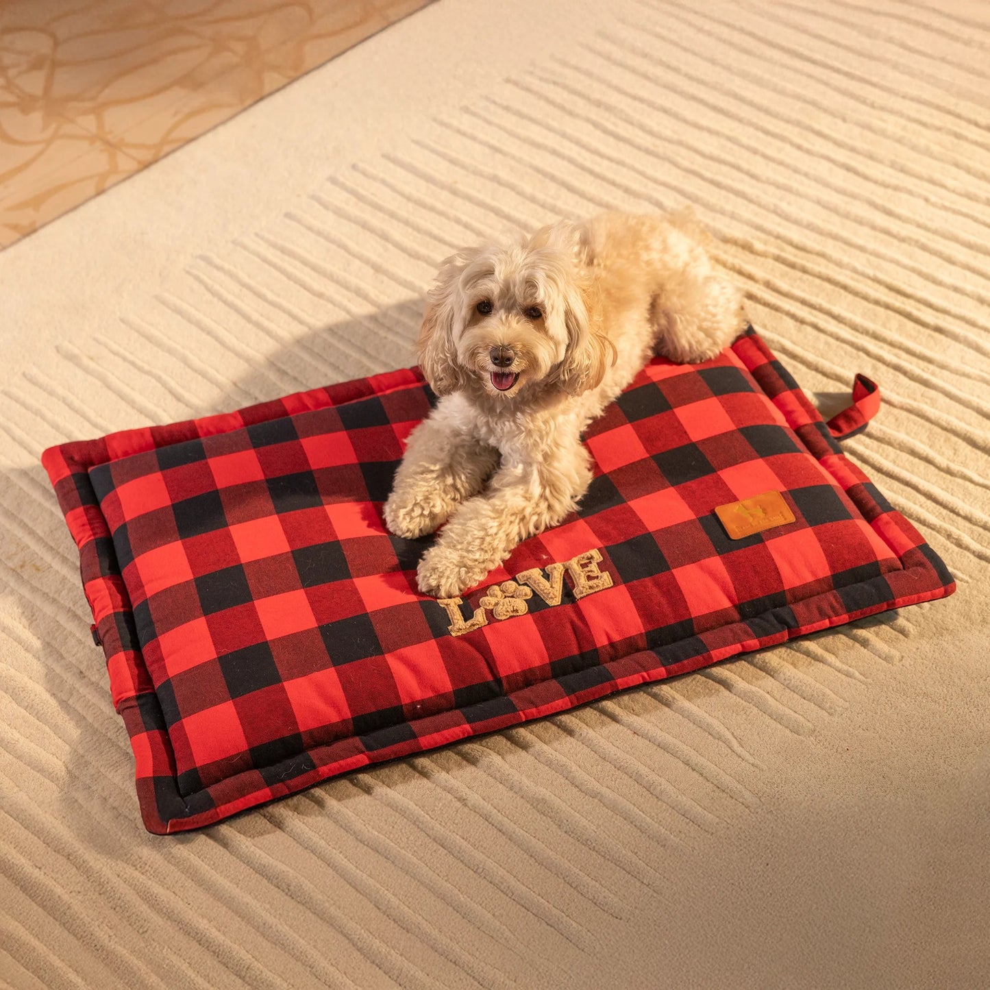 HUFT Love Plaid Mat For Dog - Red & Black
