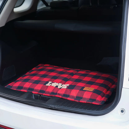 HUFT Love Plaid Mat For Dog - Red & Black