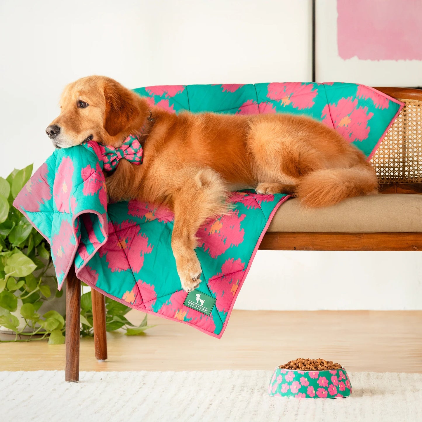 HUFT Pawsome Blossom Blanket For Dog & Cat - Green & Pink