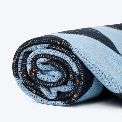 HUFT Cuddle Checks Blanket For Dog & Cat - Blue