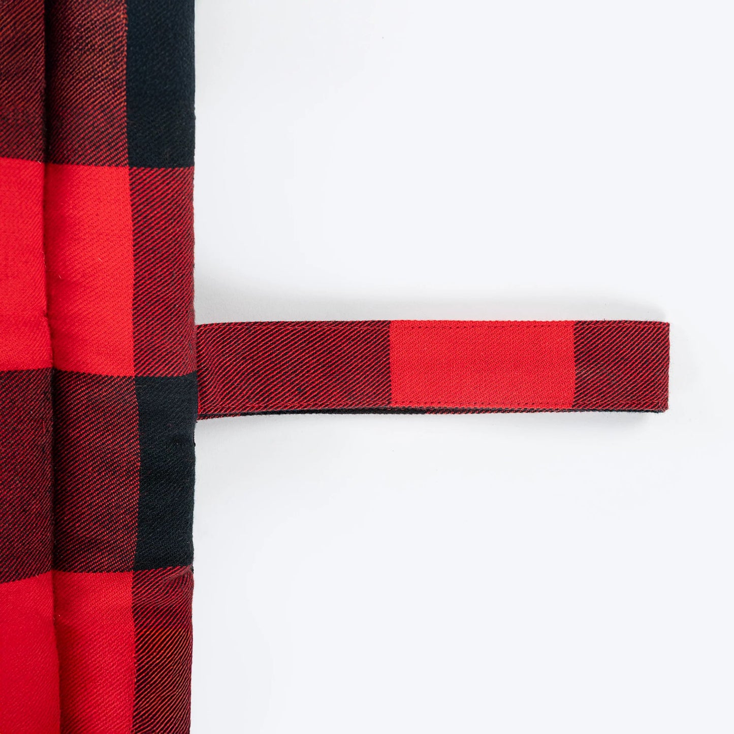 HUFT Love Plaid Mat For Dog - Red & Black