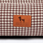 HUFT Cookie Houndstooth Lounger Bed For Dog - Brown