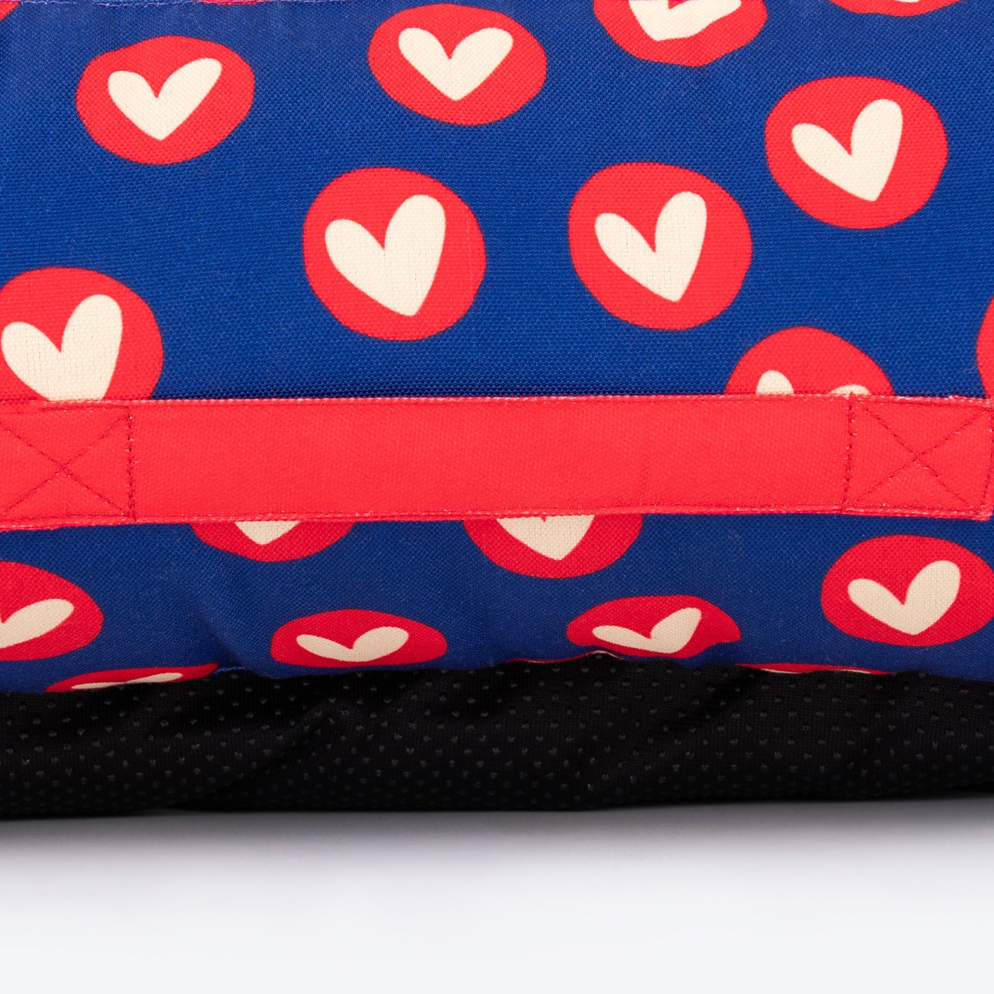 HUFT CuddleLove Lounger Bed For Dog - Red & Navy